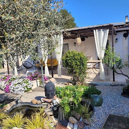 Maisonnette Avec Piscine La Picholine Châteaurenard Εξωτερικό φωτογραφία